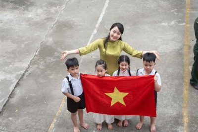 HOẠT ĐỘNG CHÀO MỪNG NGÀY 30/4